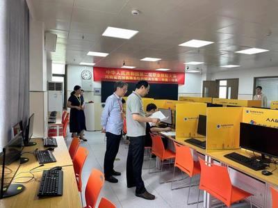 中華人民共和國第二屆職業(yè)技能大賽河南省選拔賽 商務(wù)軟件解決方案(世賽)項(xiàng)目在我院舉辦